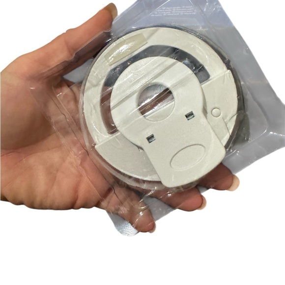 5/$25 New in box Nicka K Selfie Light - Picture 4 of 4